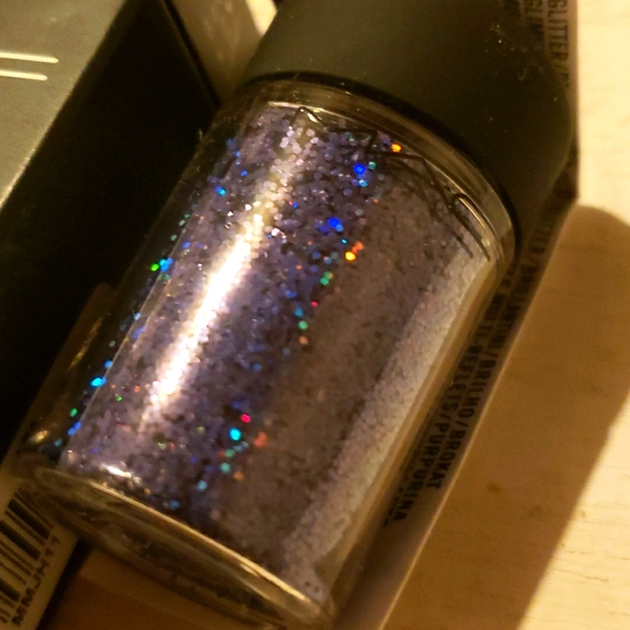 🌟HP🌟🧚‍♀️PURPLE HOLOGRAM MAC Cosmetics  DISCONTINUED Glitter NWT - Picture 10 of 10